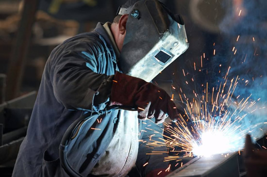 定料、下料、生產(chǎn)